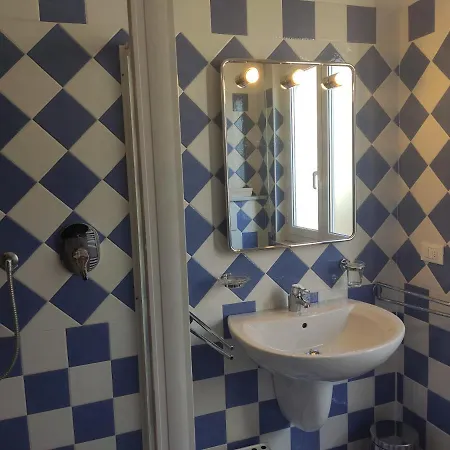 Bemar Apartment *